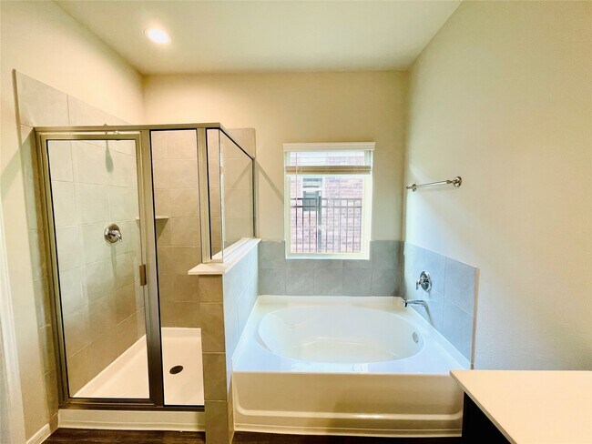 Building Photo - 441 Aurora Creek Ln