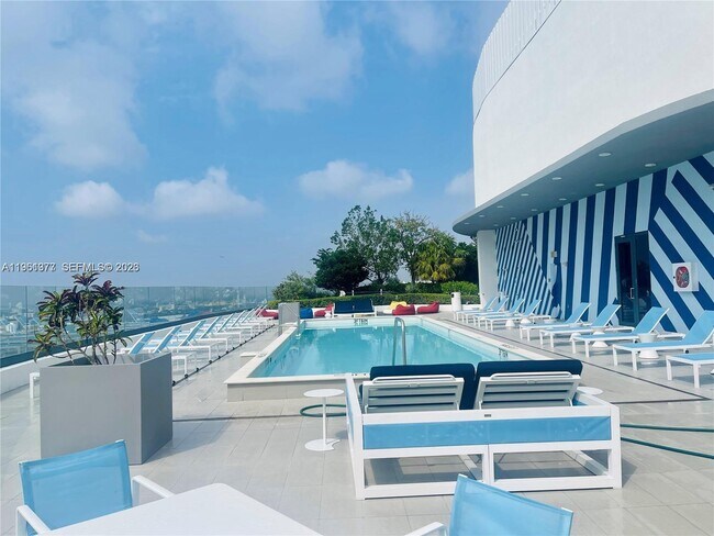 Building Photo - 45 SW 9th St