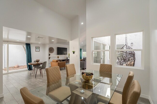 Building Photo - 2534 N 87th Way