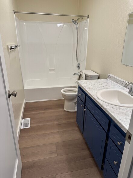 Bathroom - 141 47th Ave SE