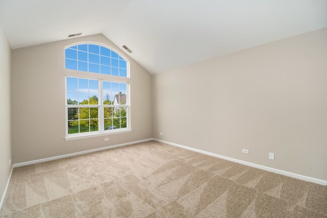 Building Photo - 3071 Autumn Lake Dr
