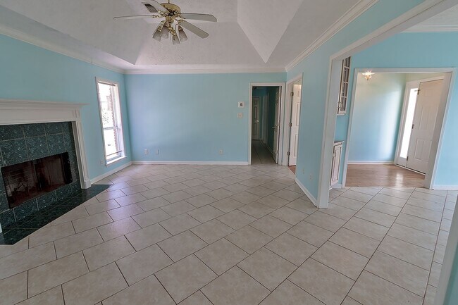 Building Photo - Prattville Rental available now!