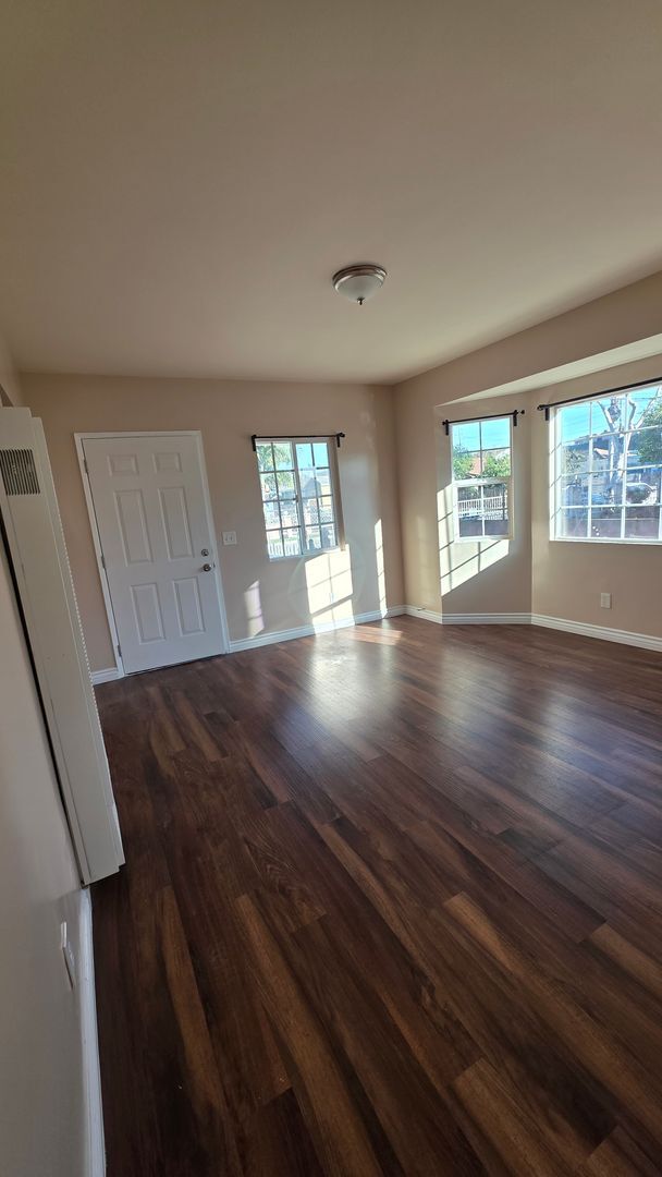 Building Photo - Grevillea Duplex