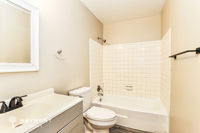 Building Photo - 1712 Gavin Dr