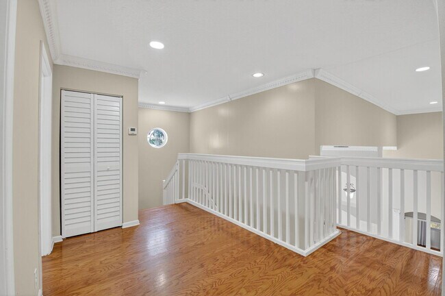 Building Photo - 6695 Conch Ct