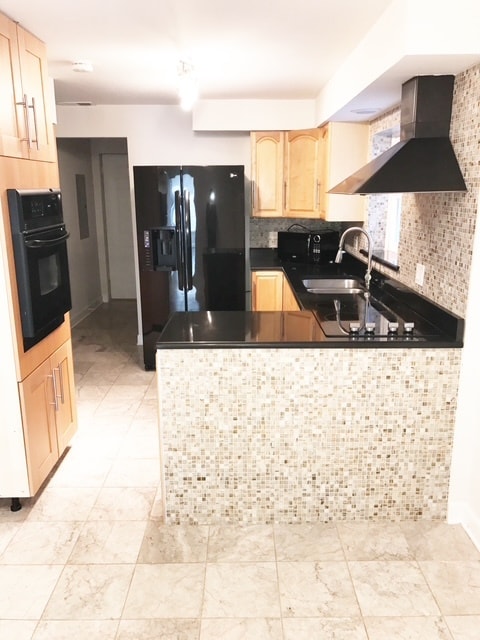 Building Photo - 1356 N Cleveland Ave