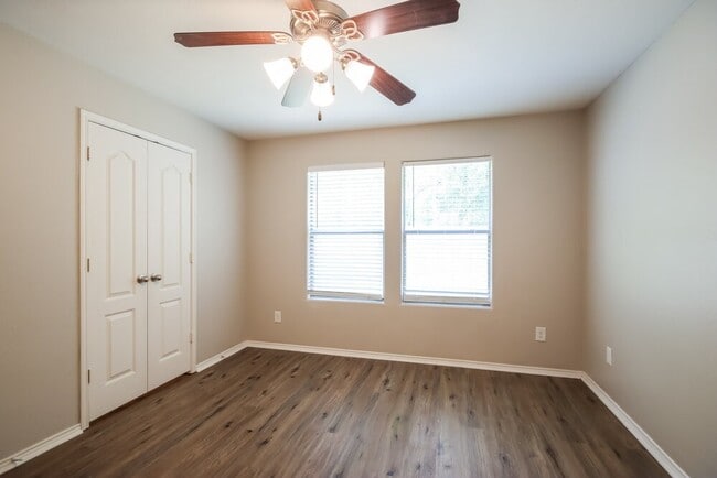 Building Photo - 9614 Brandon Rock Lane