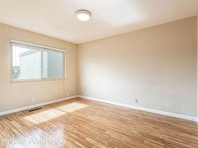 Building Photo - 1017 Kingston Ln