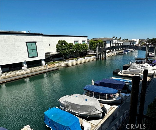 Building Photo - 7212 Marina Pacifica Dr N