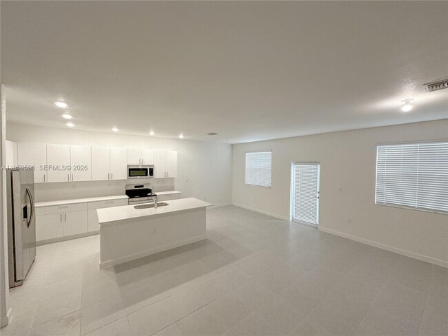 Building Photo - 14804 SW 162nd St