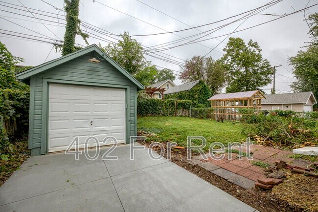 Building Photo - 2516 N 48th St