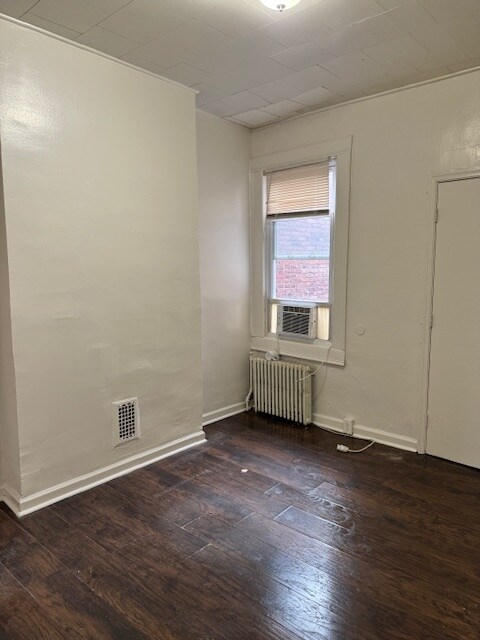 Building Photo - 1648 Appleton St