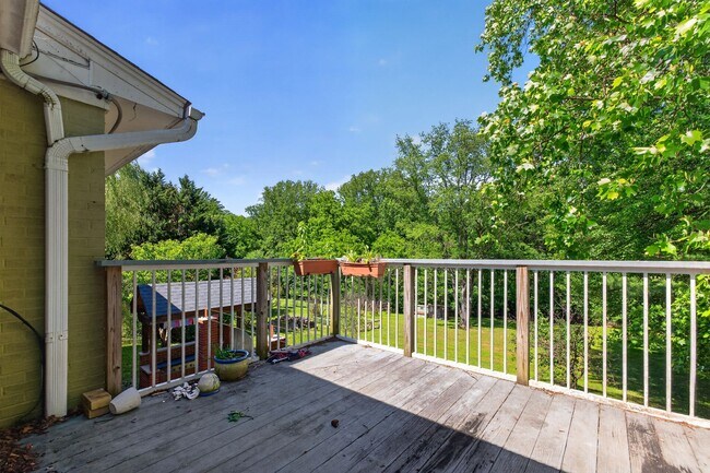 Building Photo - 23017 Timber Creek Ln