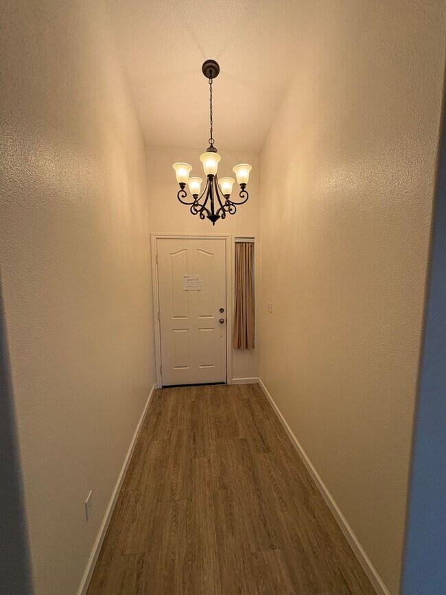 Building Photo - Beautiful home with pool Available Now!