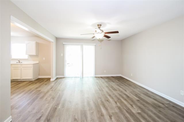 Building Photo - 1237 Hillwood Dr