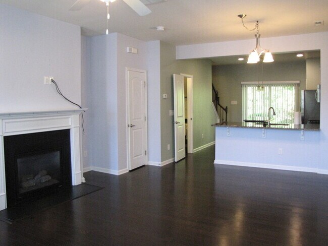 Building Photo - 42 Intuition Cir