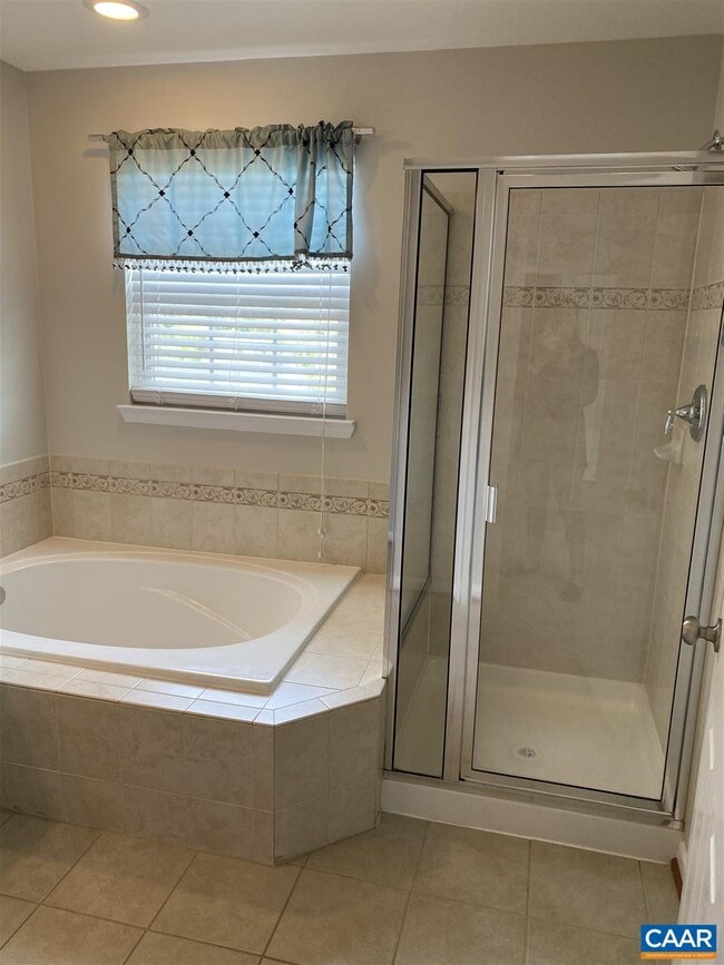 Building Photo - 1930 Asheville Dr