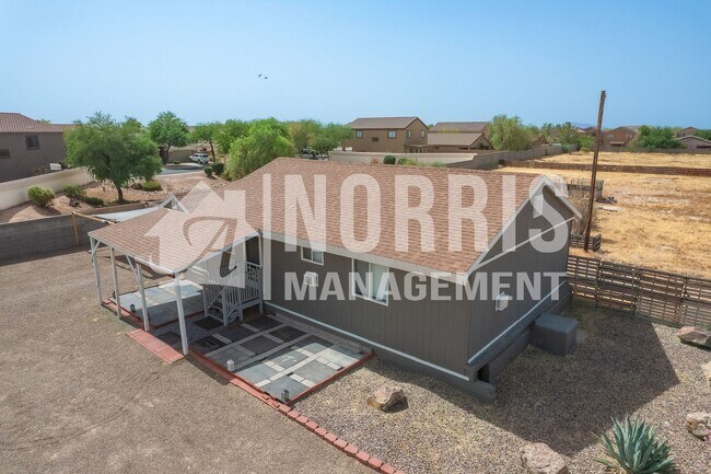 Building Photo - Great Home in Casa Grande with a Country Feel