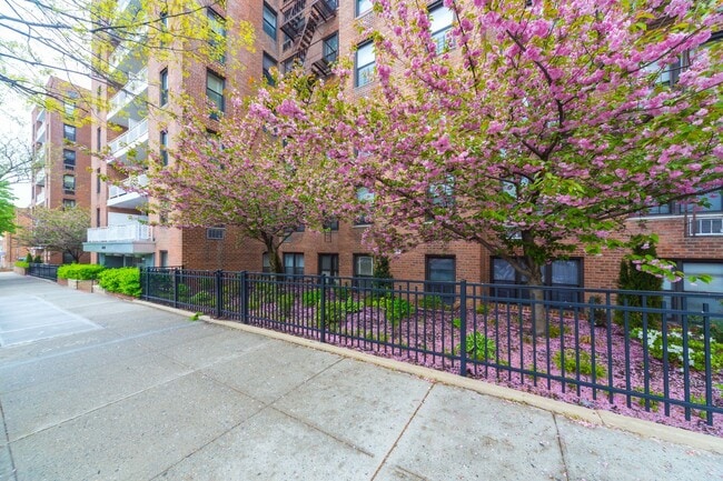 Building Photo - 48-50-50 37th St