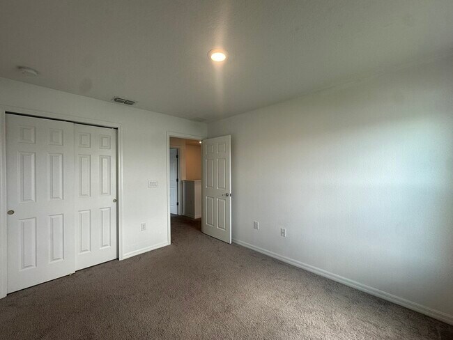 Building Photo - 352 Quarry Rock Cir