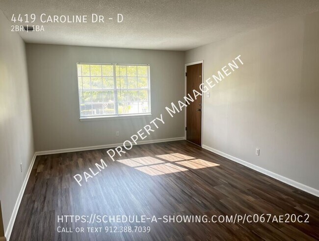 Building Photo - 4419 Caroline Dr