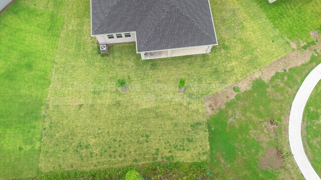 Building Photo - 13053 Pergola Ave