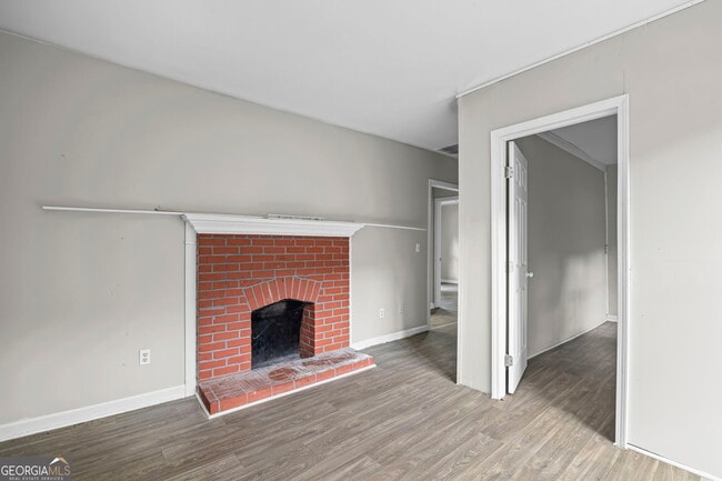 Building Photo - 1005 Westmoor Dr NW