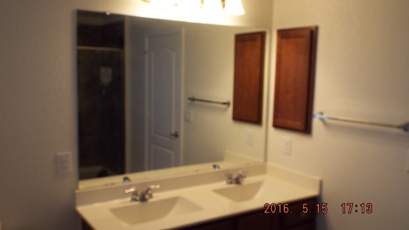 Building Photo - 6015 Clematis Trail