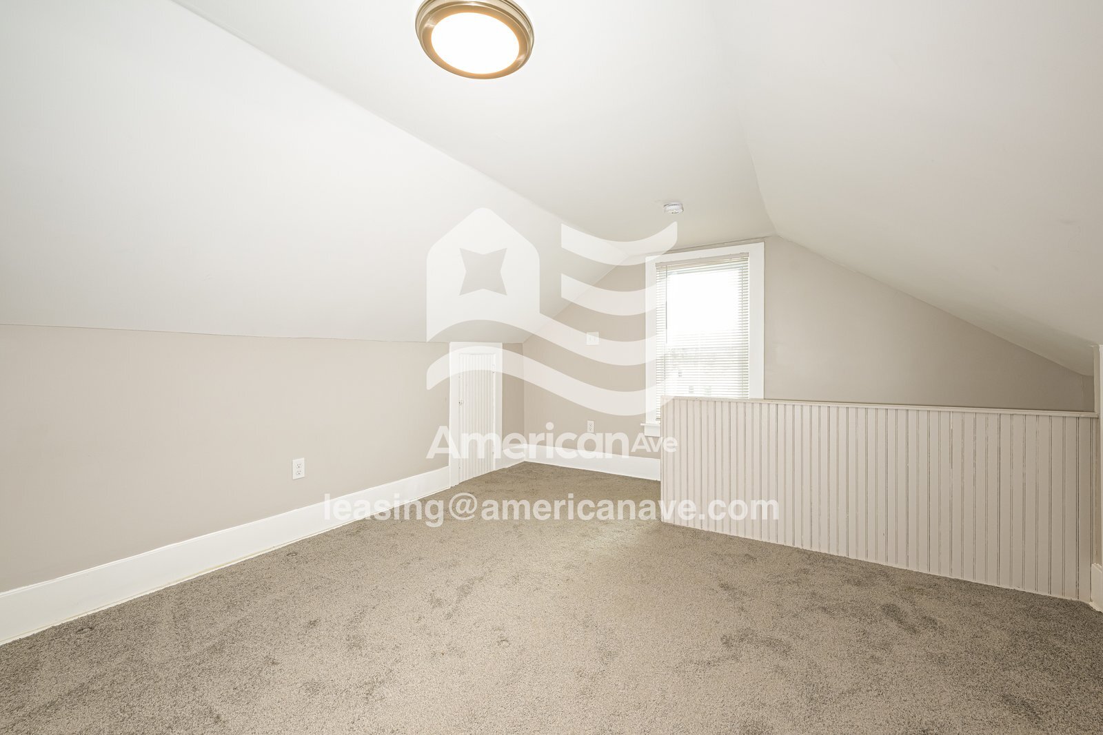 Building Photo - 856 Broad St