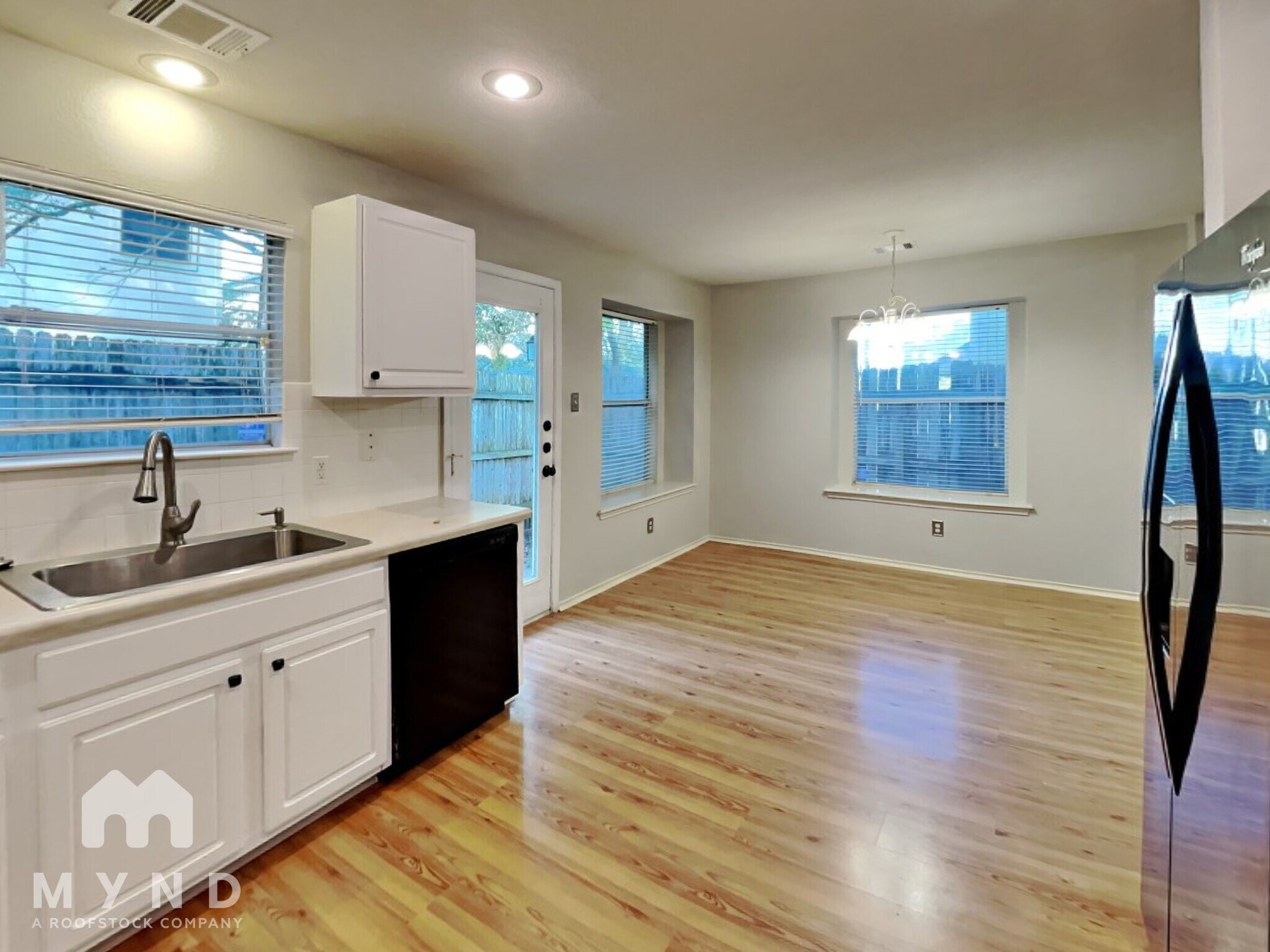 Building Photo - 15204 Donna Jane Loop