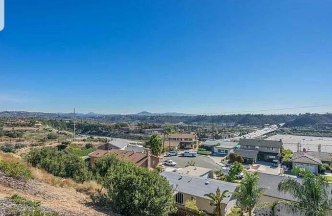 Building Photo - Views Views Views! Beautiful Serra Mesa Ho...