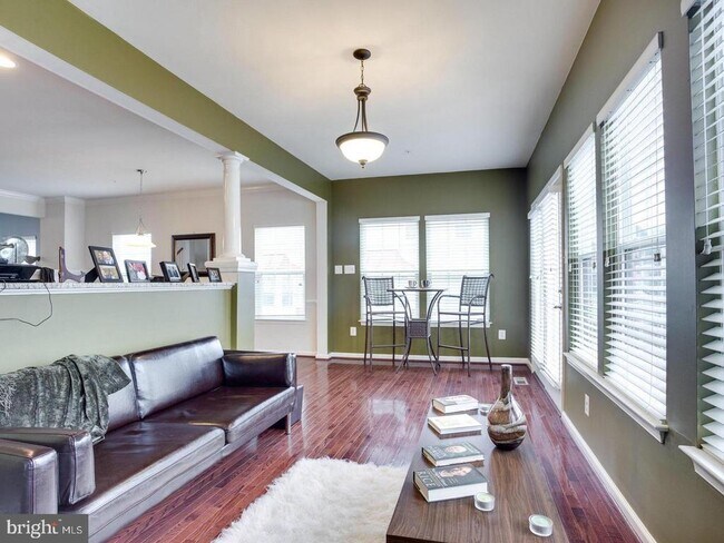 Building Photo - 2108 Congresbury Pl