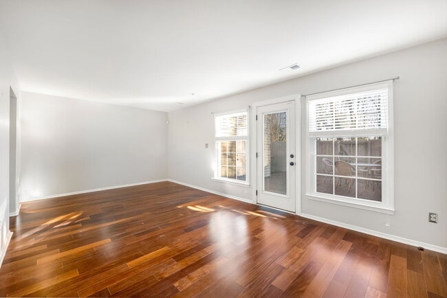 Building Photo - 8418 Knights Bridge Rd