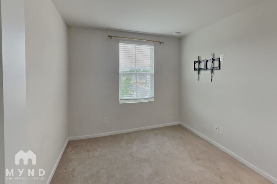 Building Photo - 2409 Fathom Wy