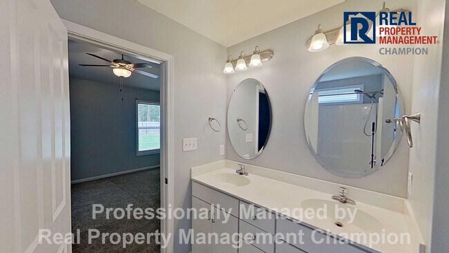 Building Photo - Perfect 3 BD 2 BA Home Just Minutes from MCAS Cherry Point