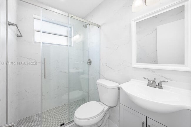 Building Photo - 3855 SW 87th Pl