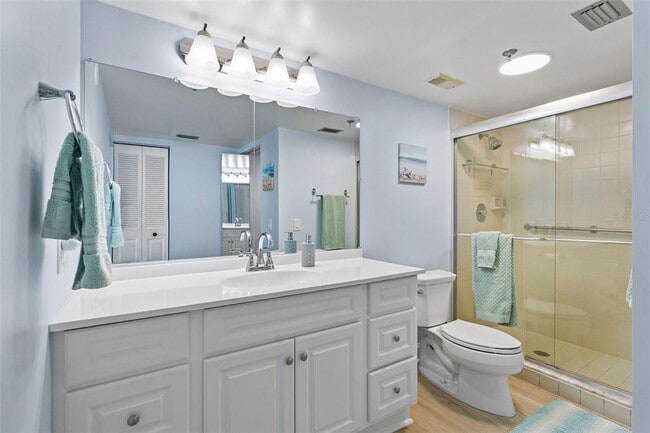 Building Photo - 6287 Bahia Del Mar Cir N