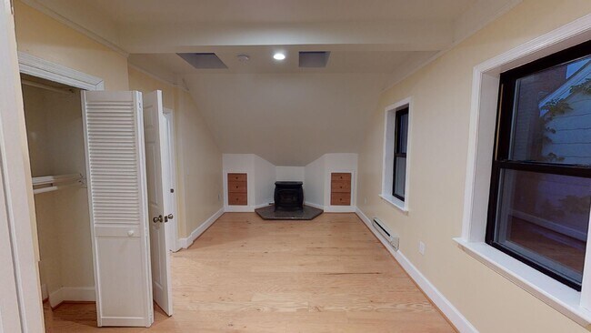 Building Photo - 5506 14th St NW