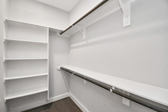 Building Photo - 308 Palmer St