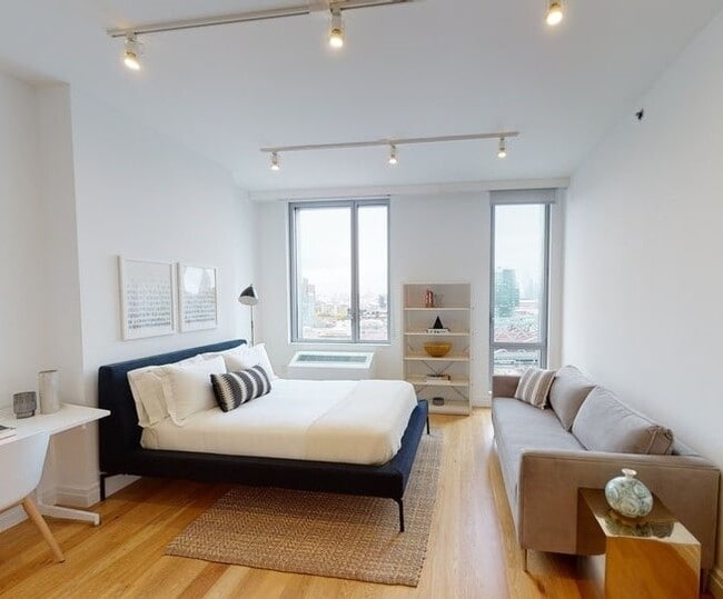 Building Photo - 325 Kent Ave