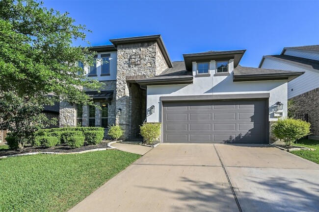 Building Photo - 7 Wyatt Oaks Dr