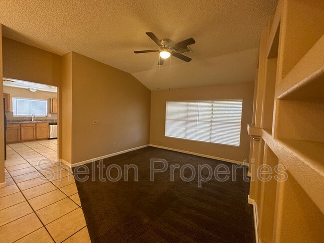 Building Photo - 5028 N 102nd Ave