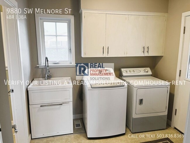 Building Photo - 9880 SW Melnore St