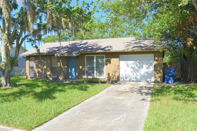 Building Photo - Beautiful home!