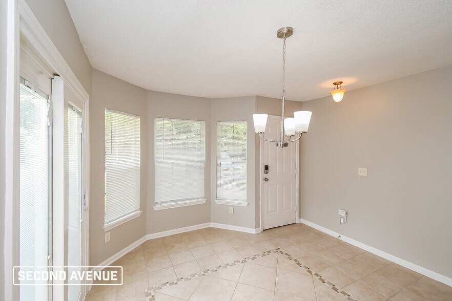 Building Photo - 5647 Ellis Trace Dr