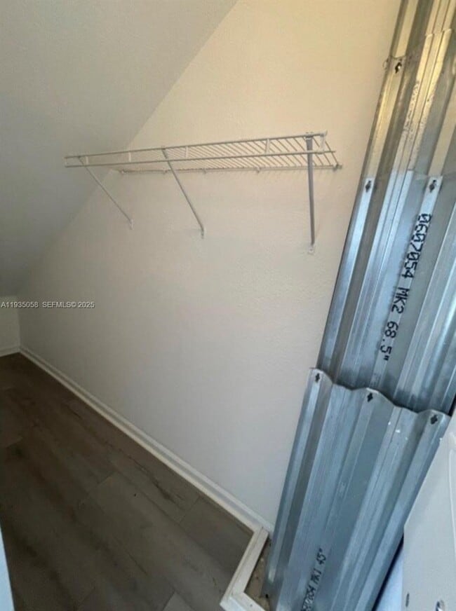 Building Photo - 1979 Freeport Dr