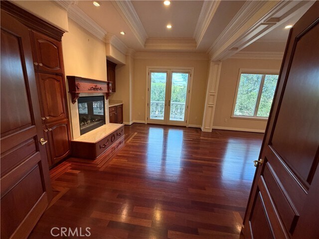 Building Photo - 28080 Laura Ct