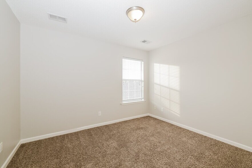 Building Photo - 11626 Evening Ridge Dr
