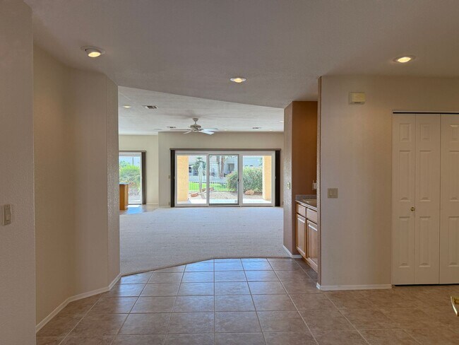 Building Photo - Pending - Long term