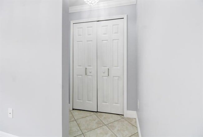 Building Photo - 8544 NW 140th Terrace